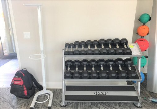 Горизонтальная подставка под гексагональные гантели HOIST HF-5461-48 (ширина: 140 см)